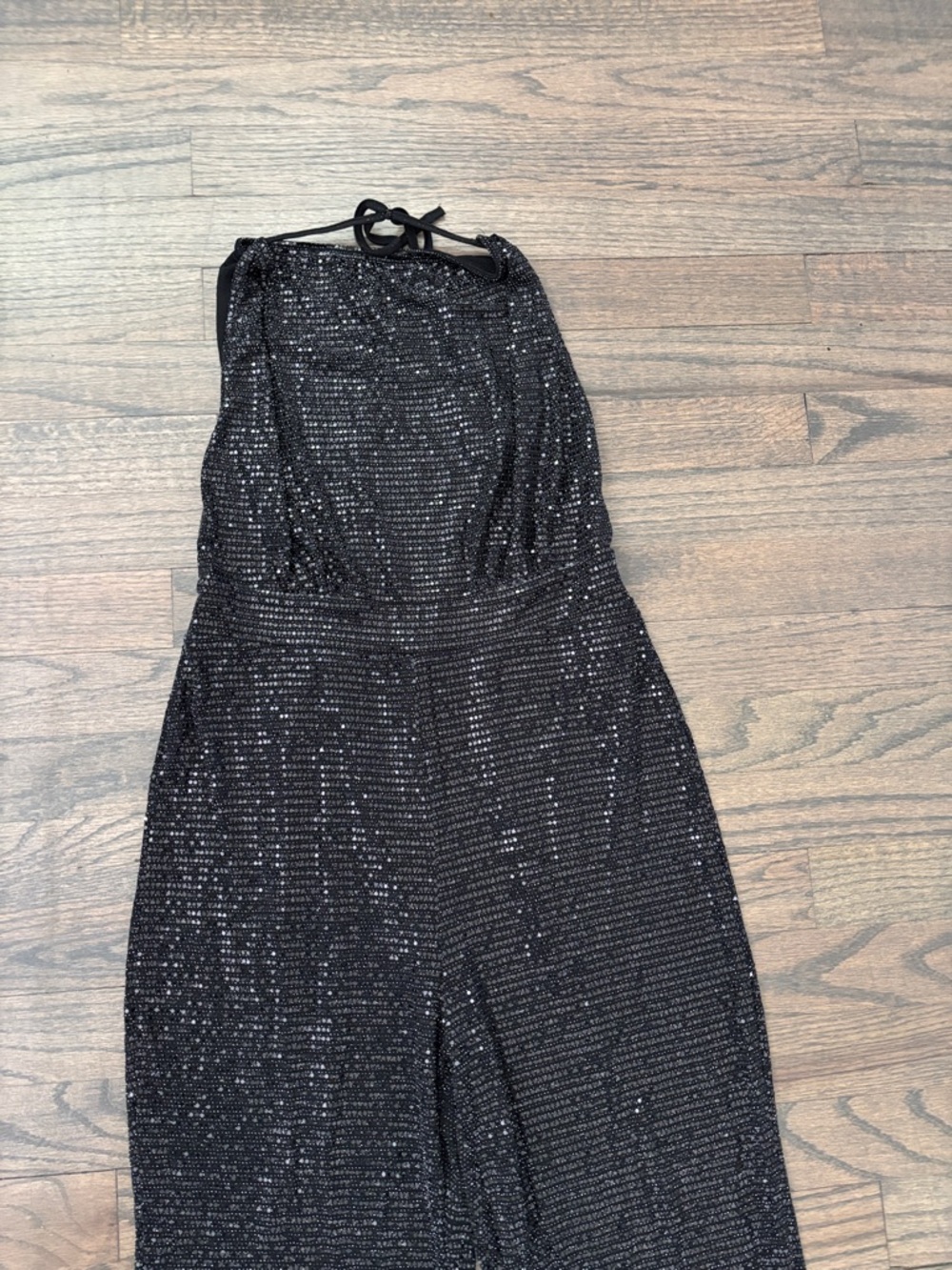 Elegant Black Sequin Jumpsuit - Picture 5 of 8